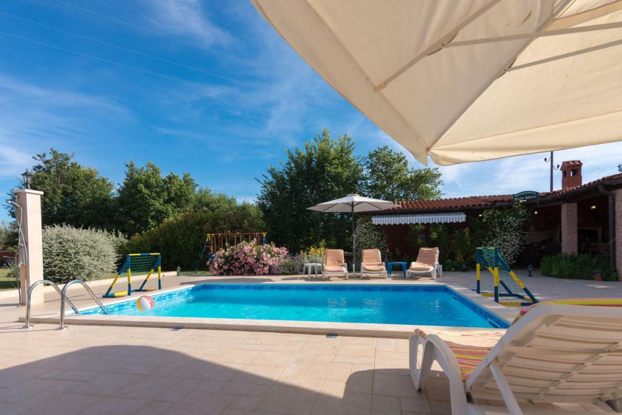 Hacienda Rosemary Villa Muntic Bagian luar foto