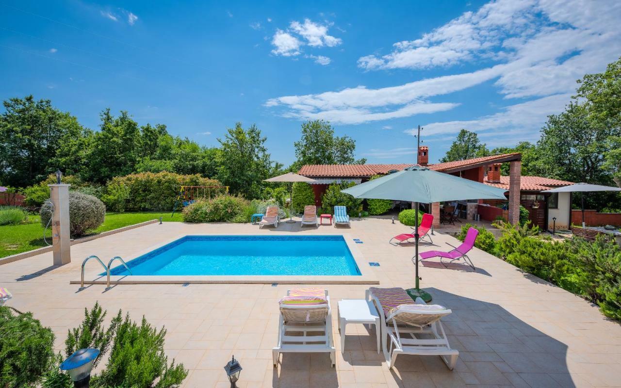 Hacienda Rosemary Villa Muntic Bagian luar foto