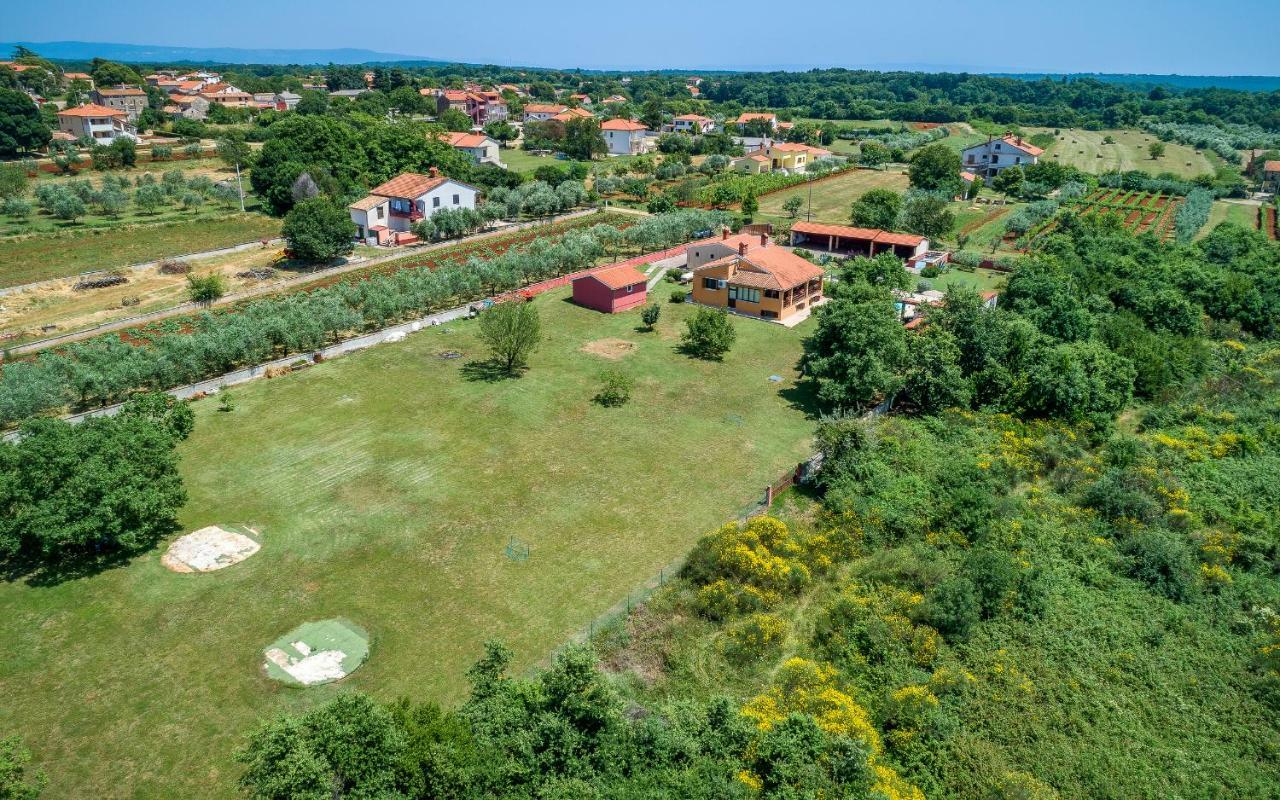 Hacienda Rosemary Villa Muntic Bagian luar foto