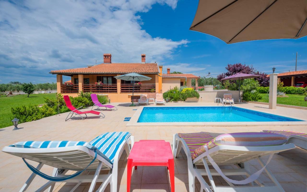 Hacienda Rosemary Villa Muntic Bagian luar foto