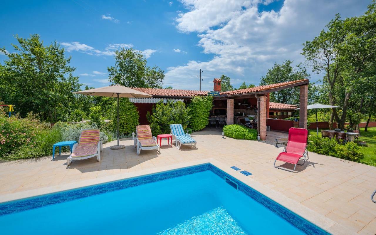 Hacienda Rosemary Villa Muntic Bagian luar foto