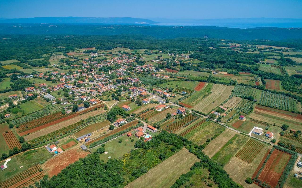Hacienda Rosemary Villa Muntic Bagian luar foto