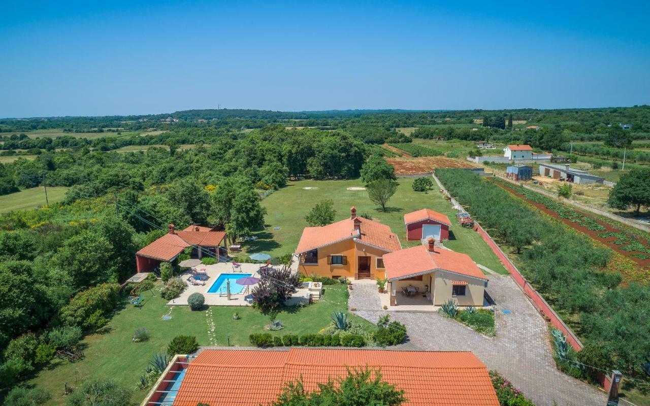 Hacienda Rosemary Villa Muntic Bagian luar foto